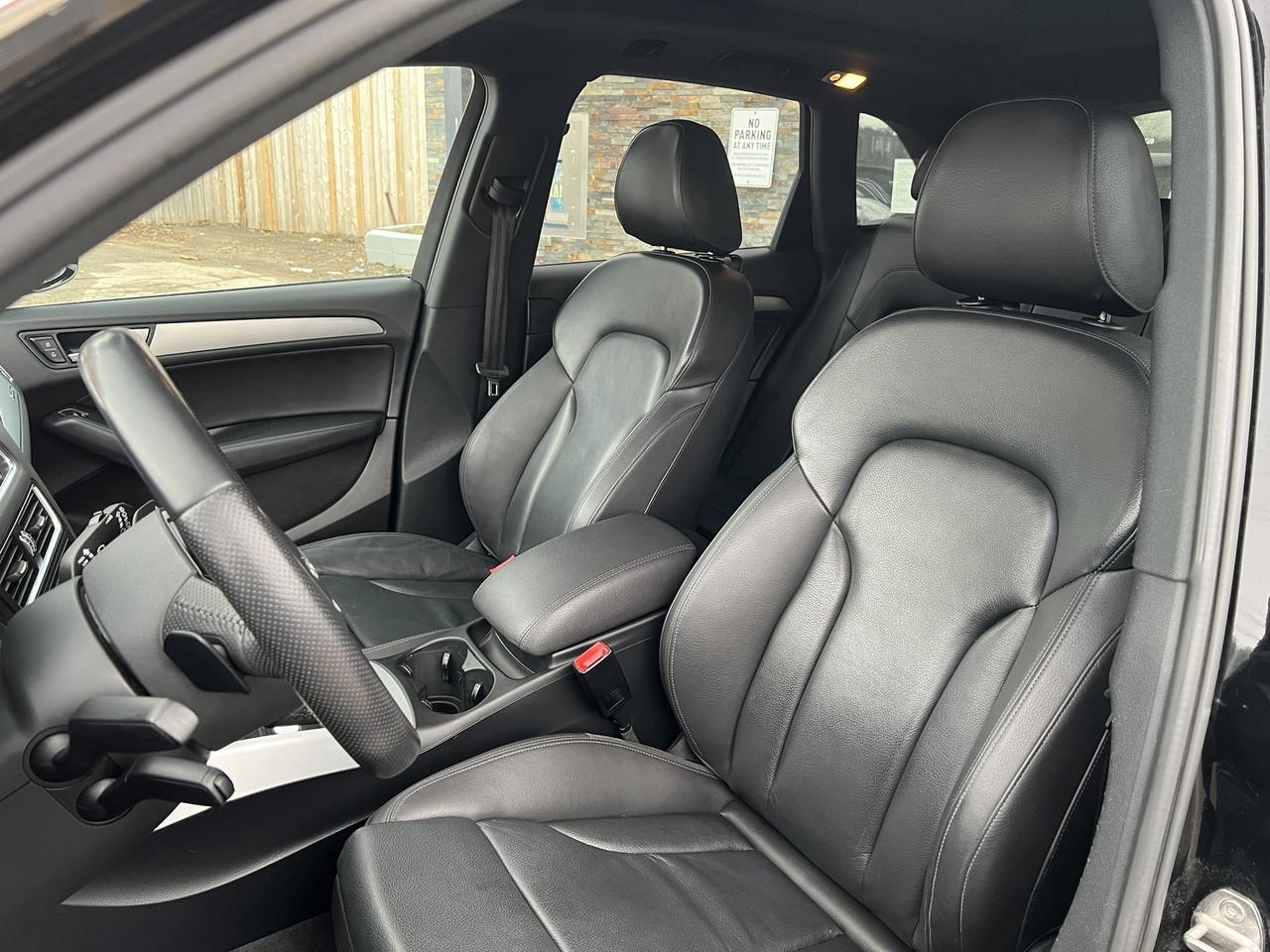 2016 Audi Q5 Technik 2.0T Quattro - Clean CarFax - Dealer Servi Photo