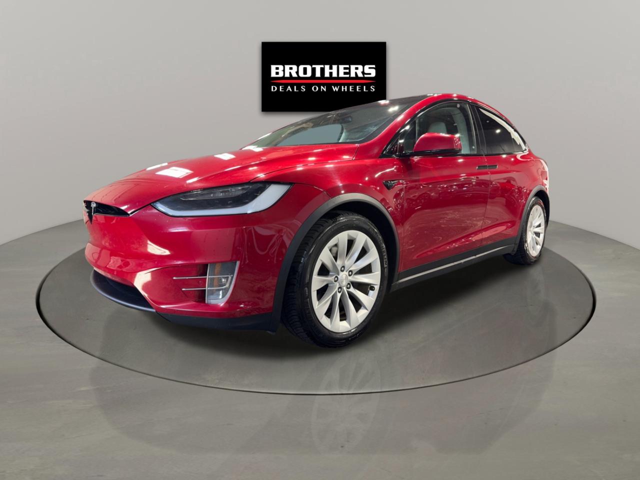 2018 Tesla Model X 75D AWD Accident Free Photo2