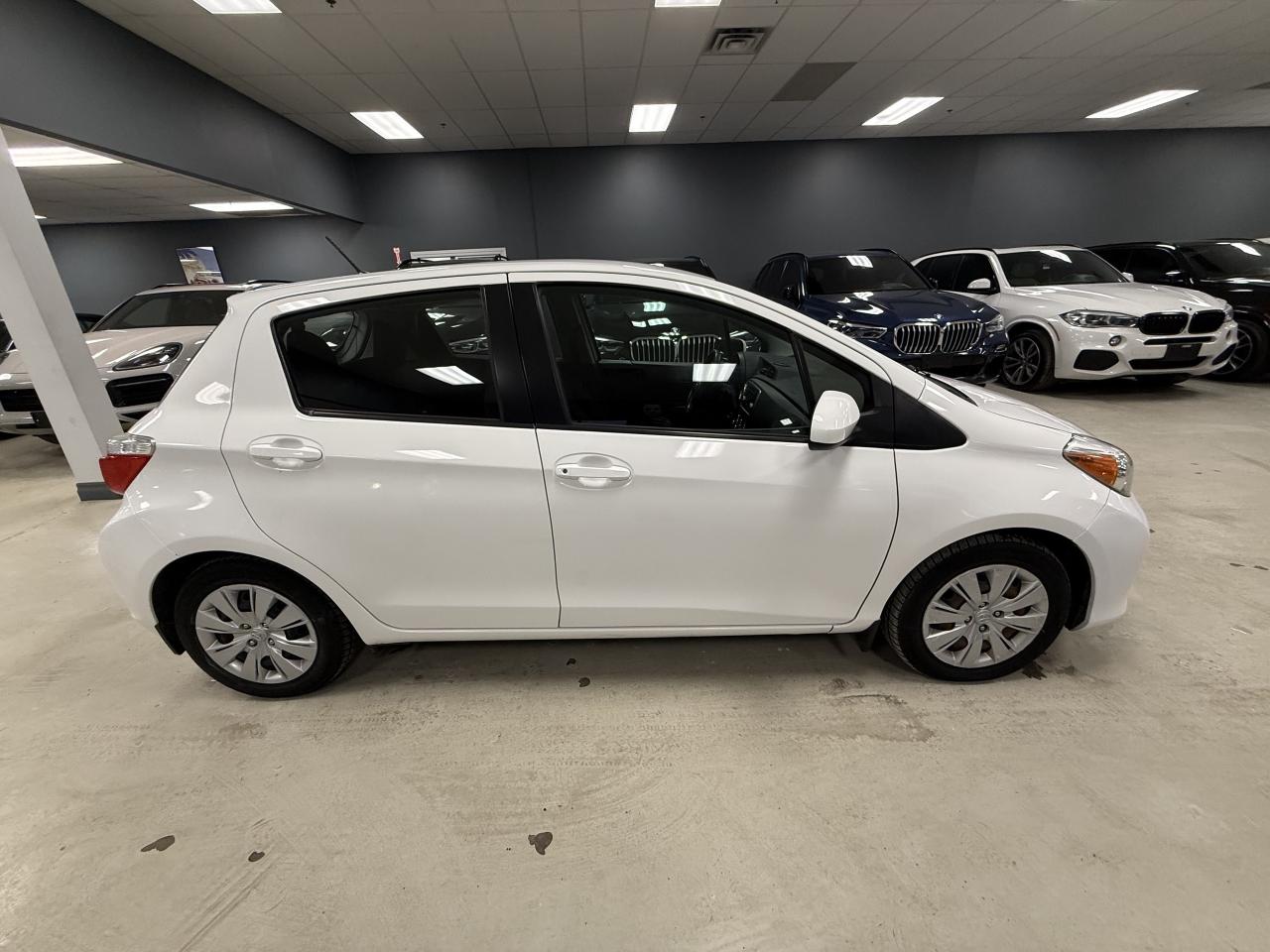 2014 Toyota Yaris 5dr HB Auto LE Photo