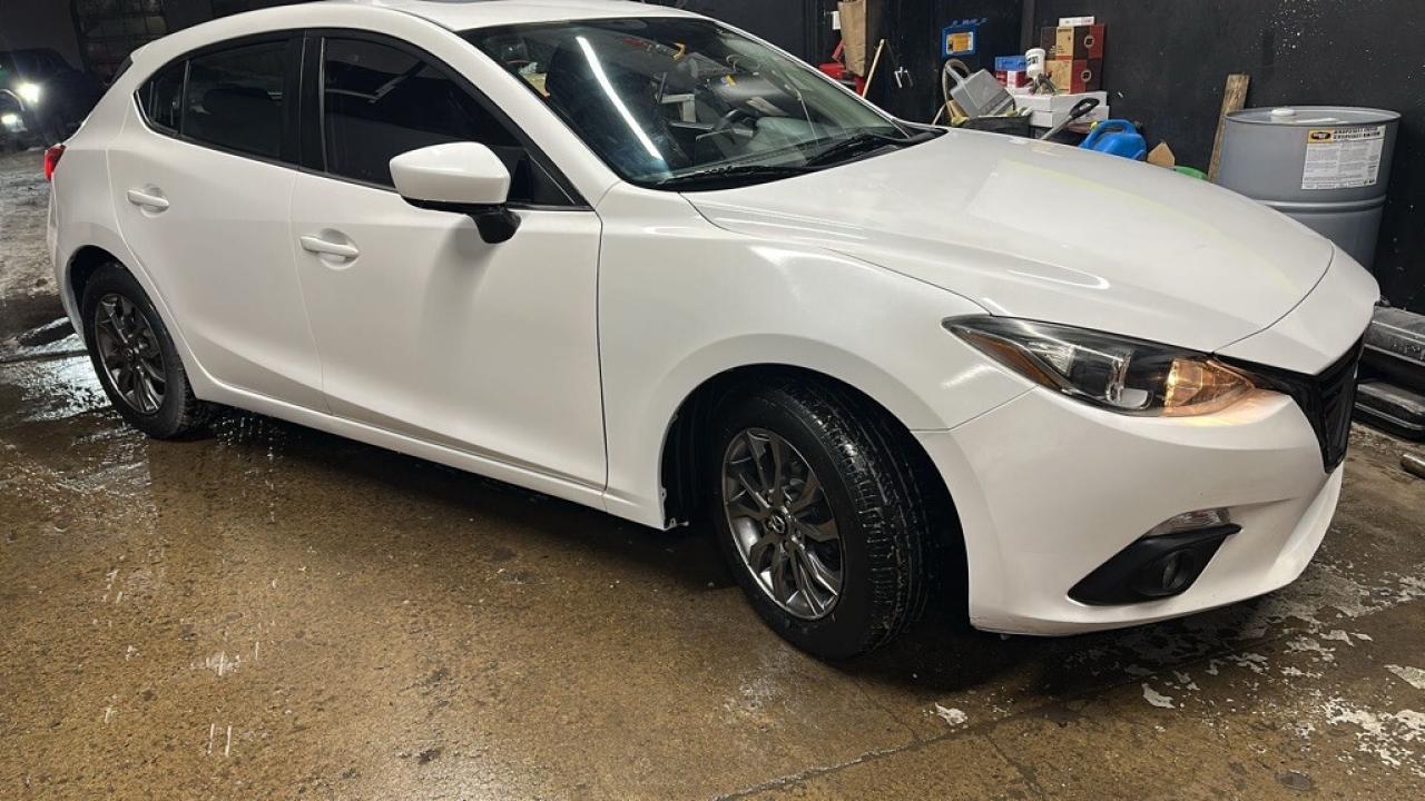 2014 Mazda MAZDA3 Touring Photo0