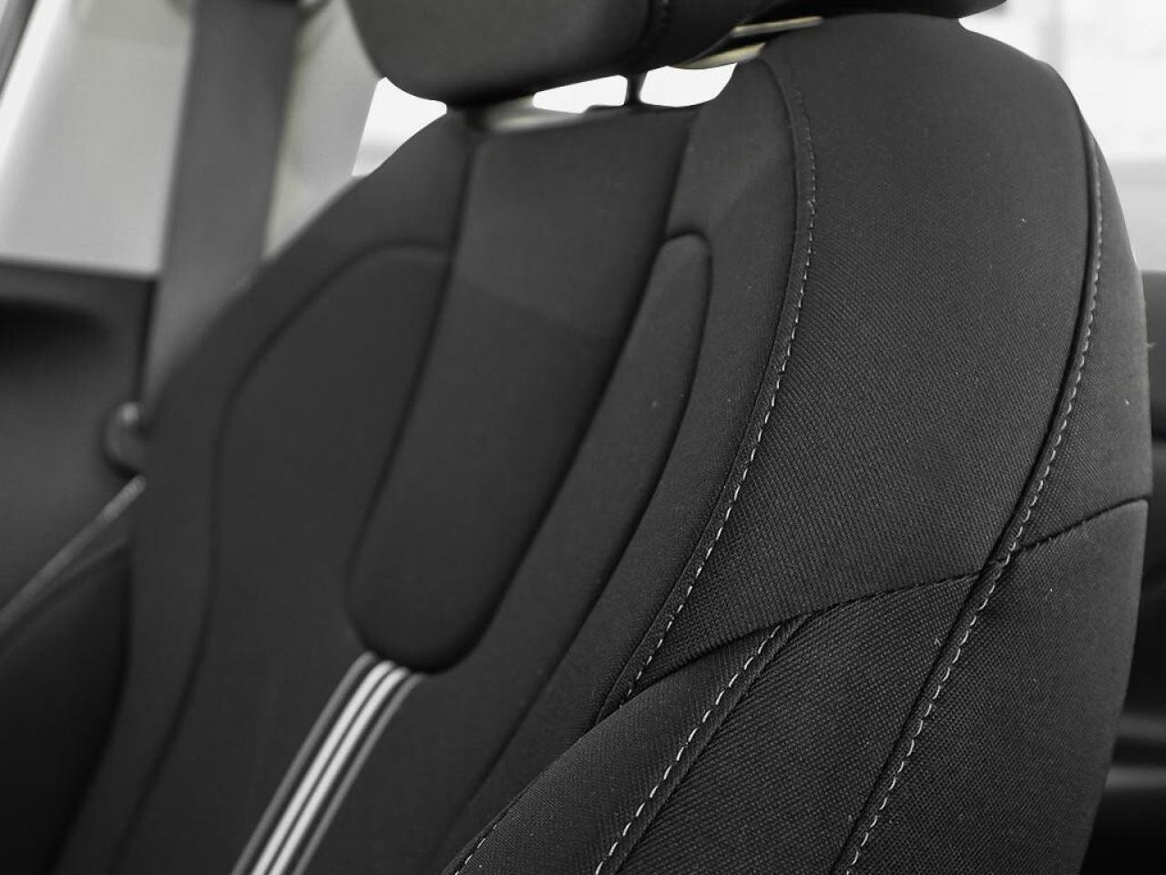 2025 Hyundai Elantra Preferred Photo