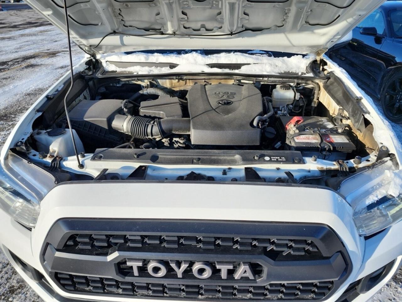 2017 Toyota Tacoma TRD Off Road Access Cab Photo