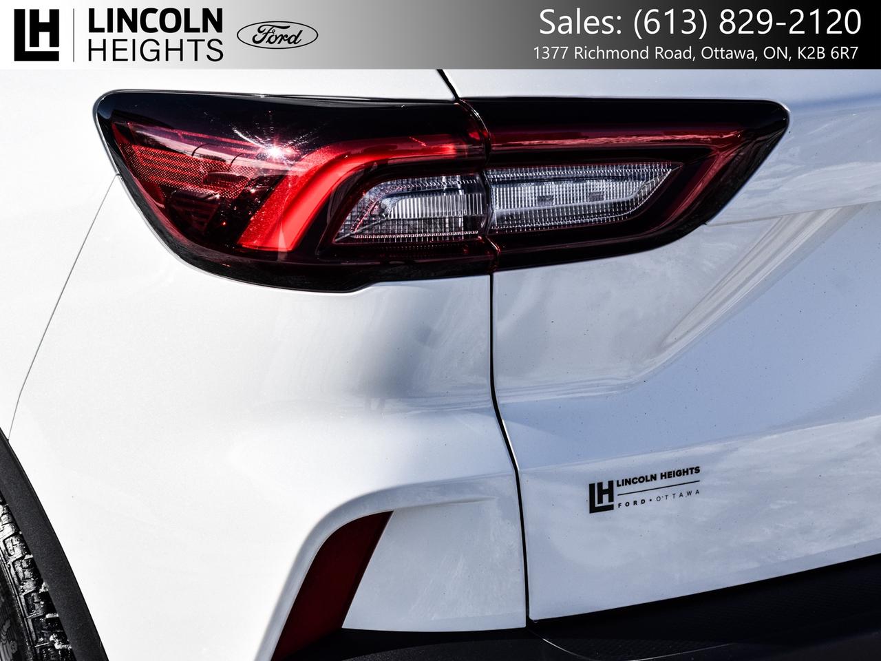 2025 Ford Escape AWD Photo