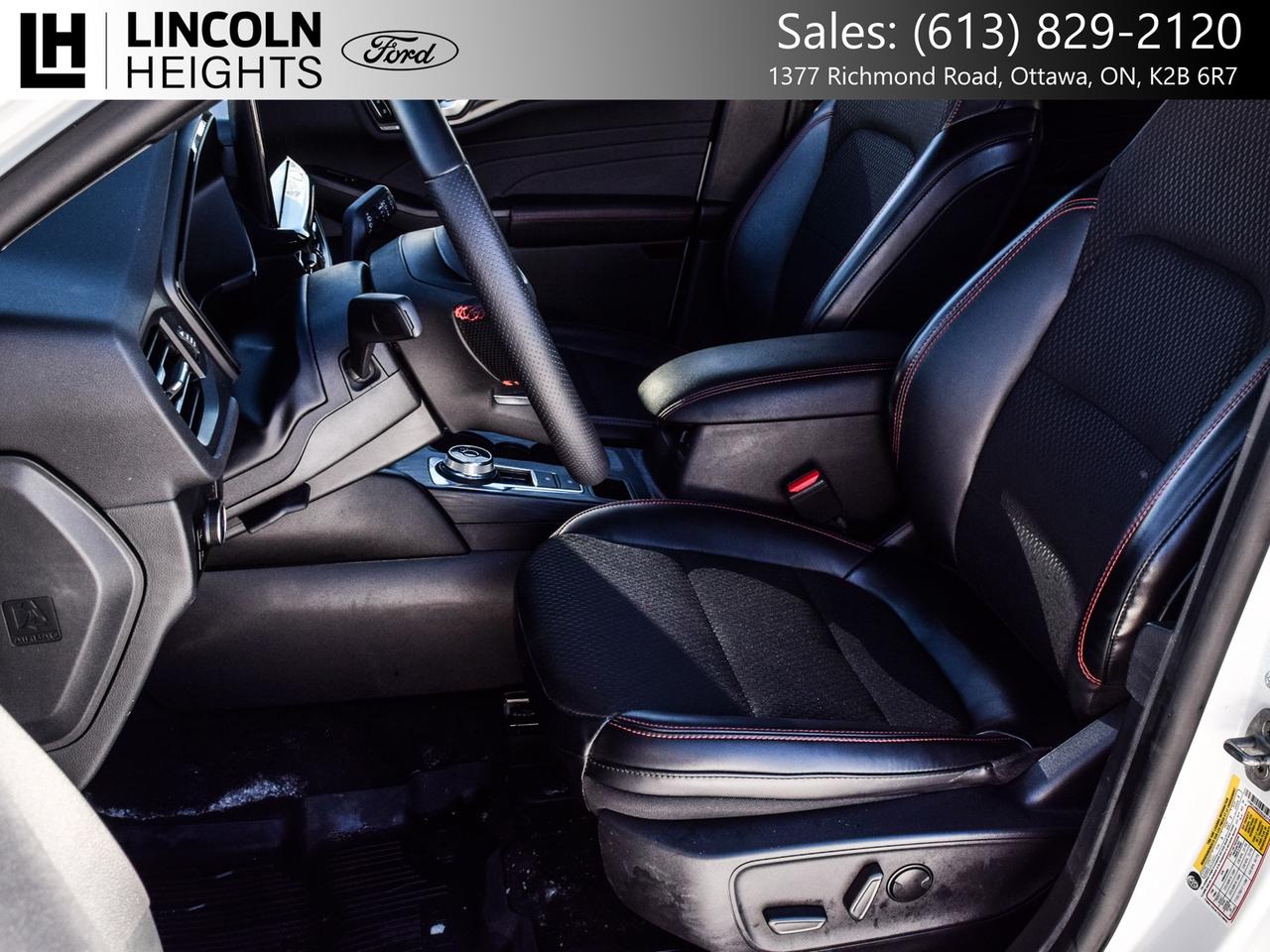 2025 Ford Escape AWD Photo