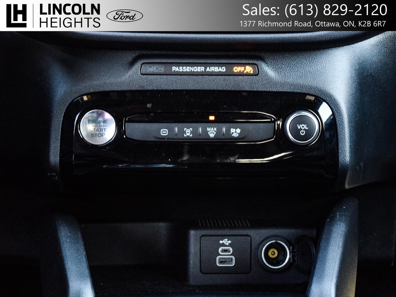 2025 Ford Escape AWD Photo