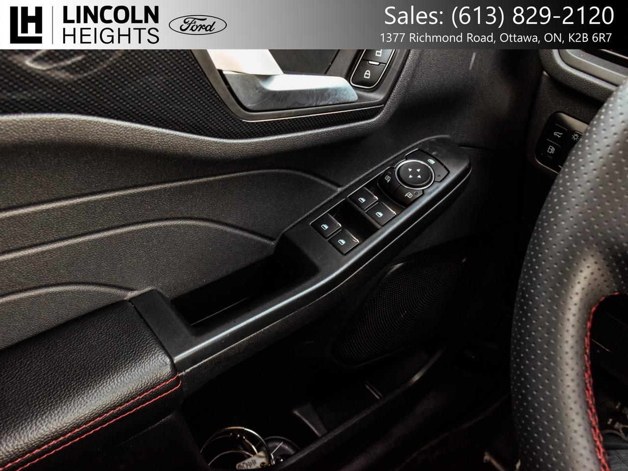 2025 Ford Escape AWD Photo