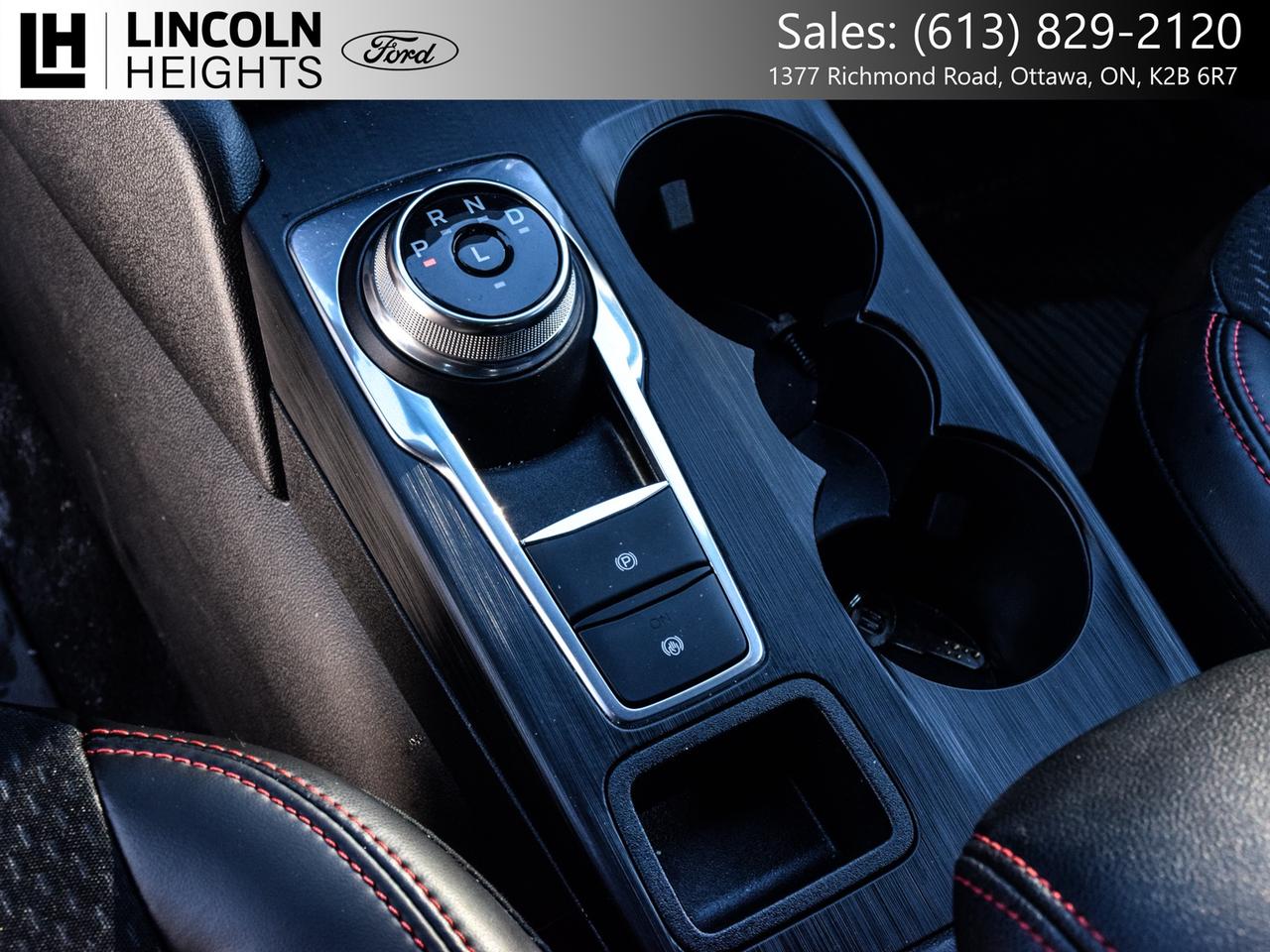 2025 Ford Escape AWD Photo