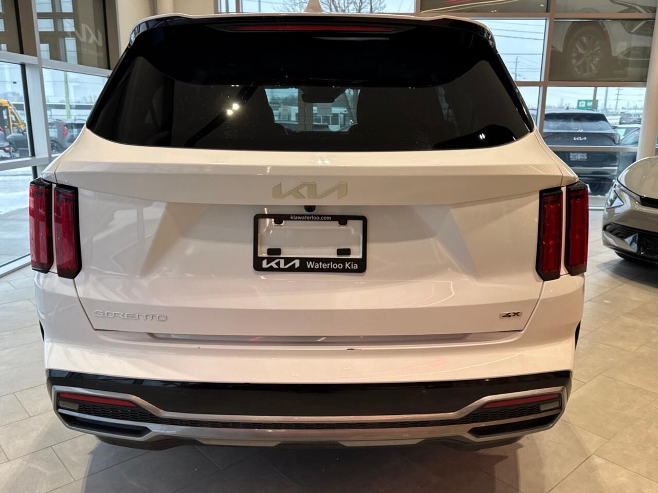 2023 Kia Sorento SX AWD w/Black Leather Photo