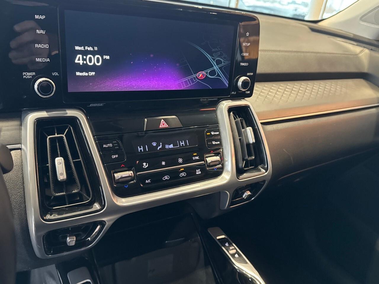 2023 Kia Sorento SX AWD w/Black Leather Photo