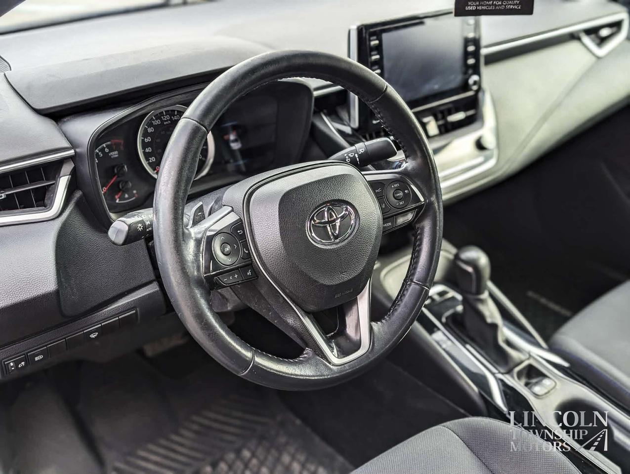 2020 Toyota Corolla SE - HEATED SEATS, CLEAN CARFAX, BLUETOOTH & MORE! Photo