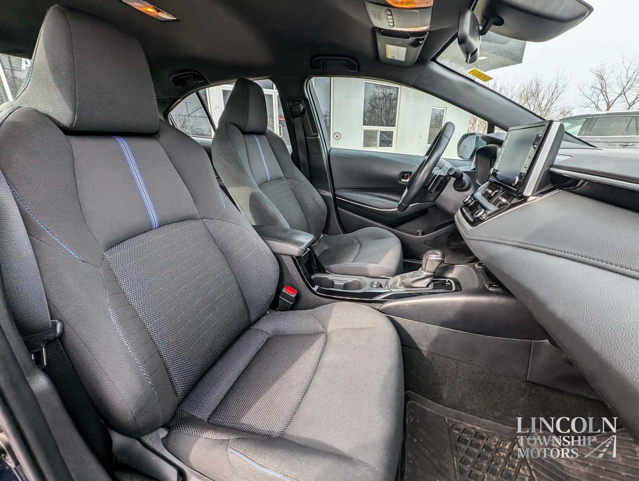 2020 Toyota Corolla SE - HEATED SEATS, CLEAN CARFAX, BLUETOOTH & MORE! Photo