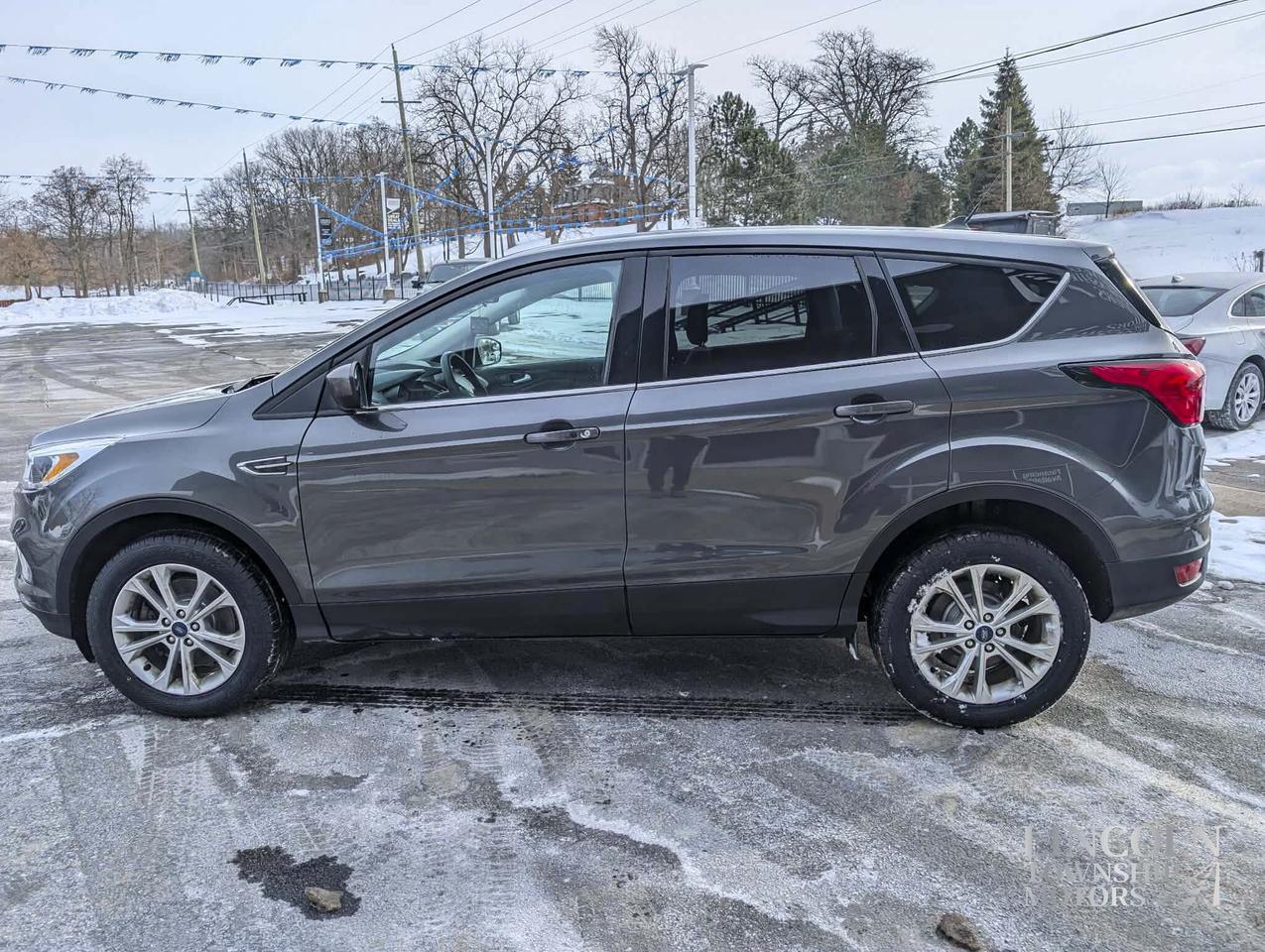 2019 Ford Escape SE - RMT START, CLEAN CARFAX, HEATED SEATS, AWD Photo