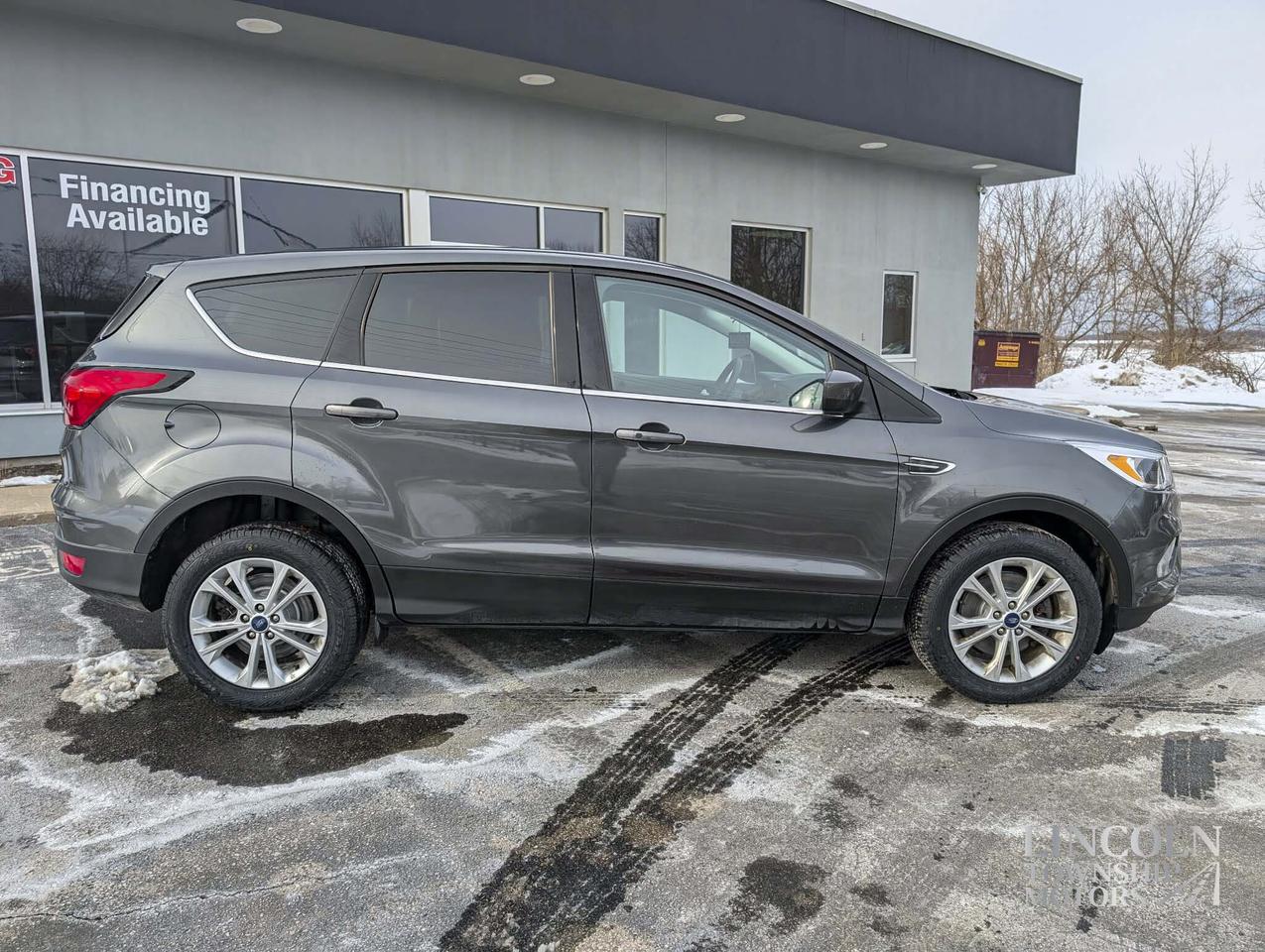 2019 Ford Escape SE - RMT START, CLEAN CARFAX, HEATED SEATS, AWD Photo