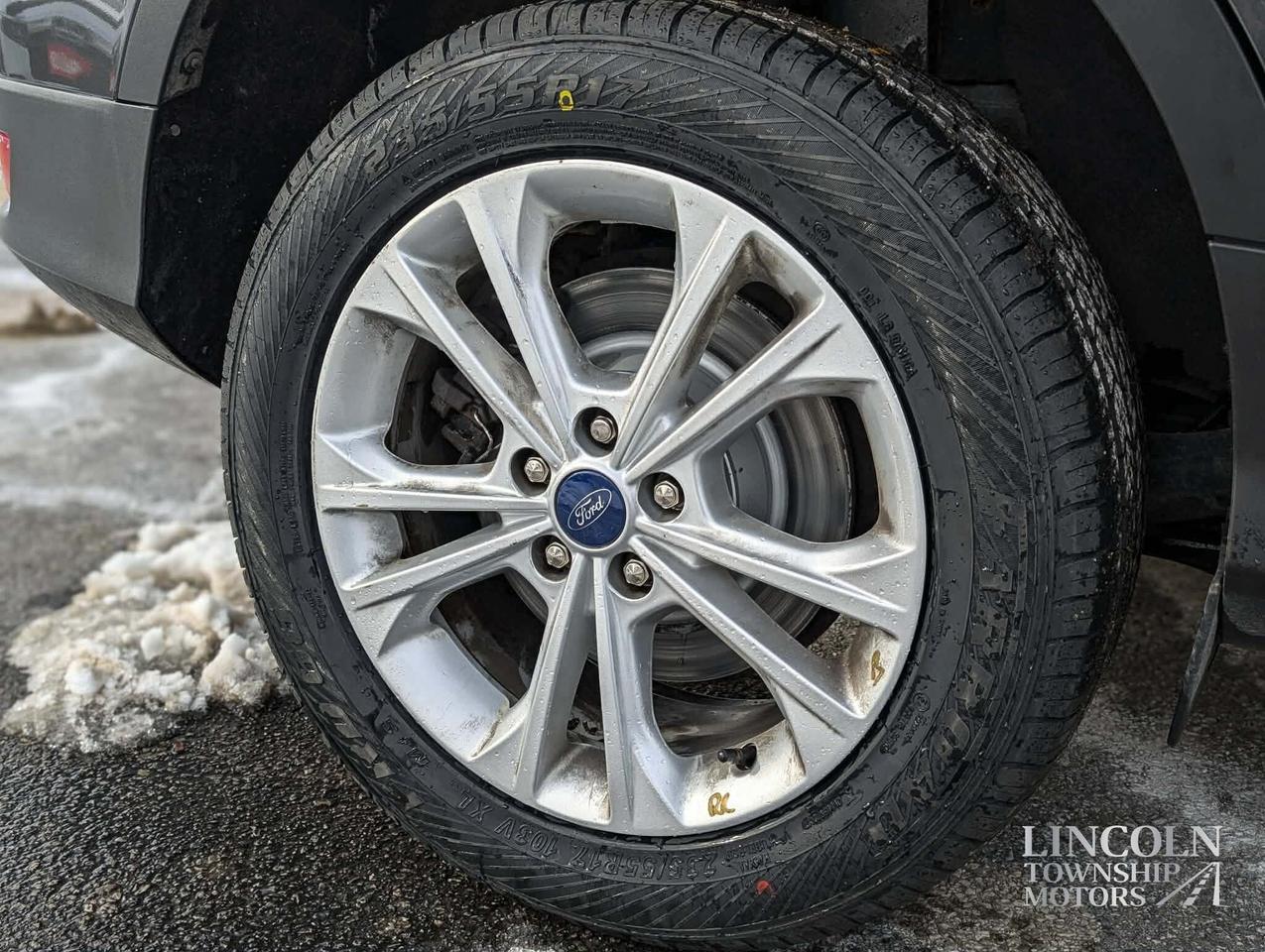 2019 Ford Escape SE - RMT START, CLEAN CARFAX, HEATED SEATS, AWD Photo