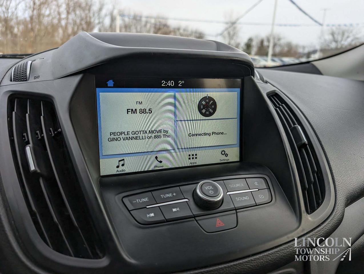 2019 Ford Escape SE - RMT START, CLEAN CARFAX, HEATED SEATS, AWD Photo