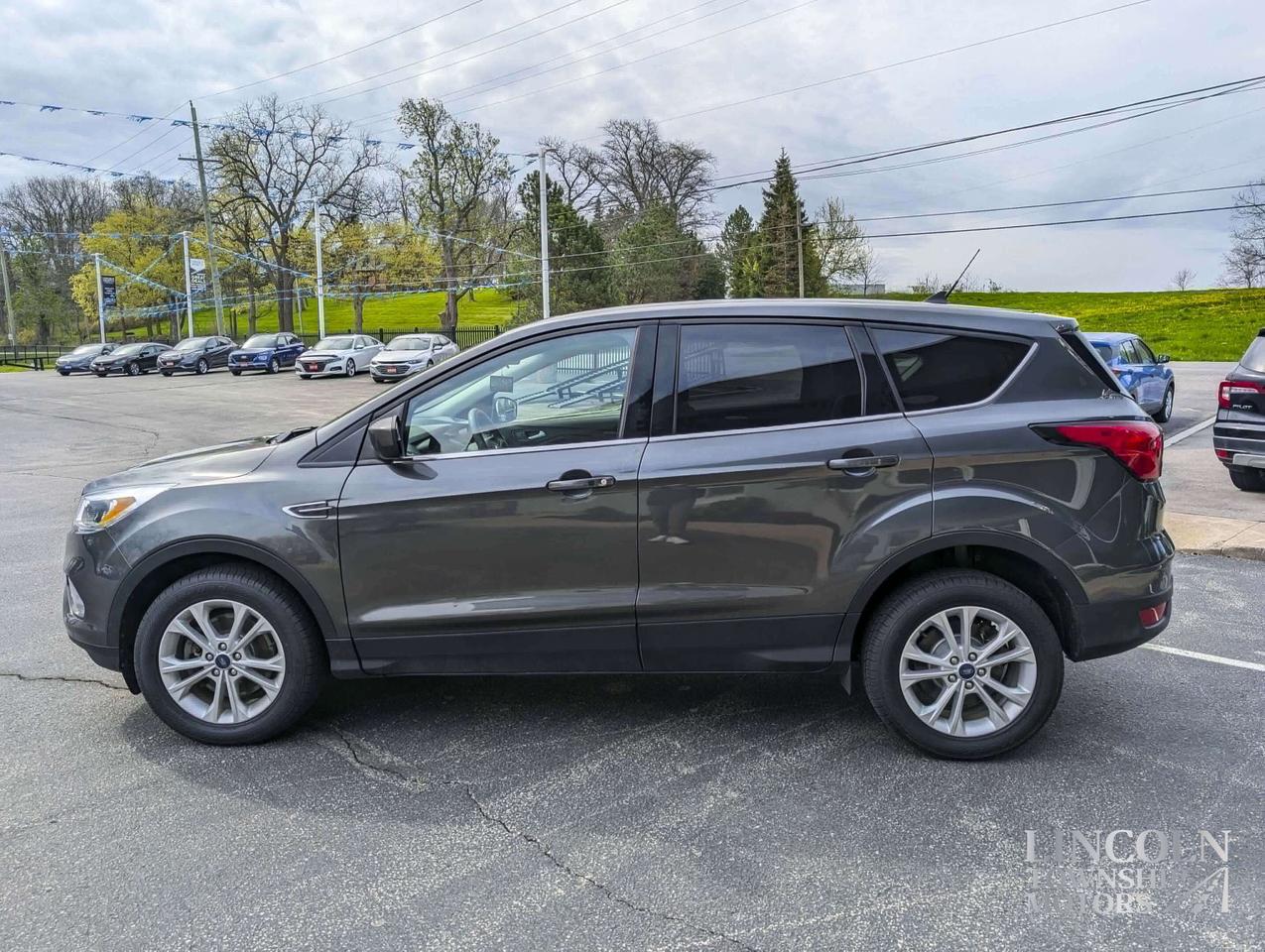 2019 Ford Escape SE - RMT START, CLEAN CARFAX, HEATED SEATS, AWD Photo4