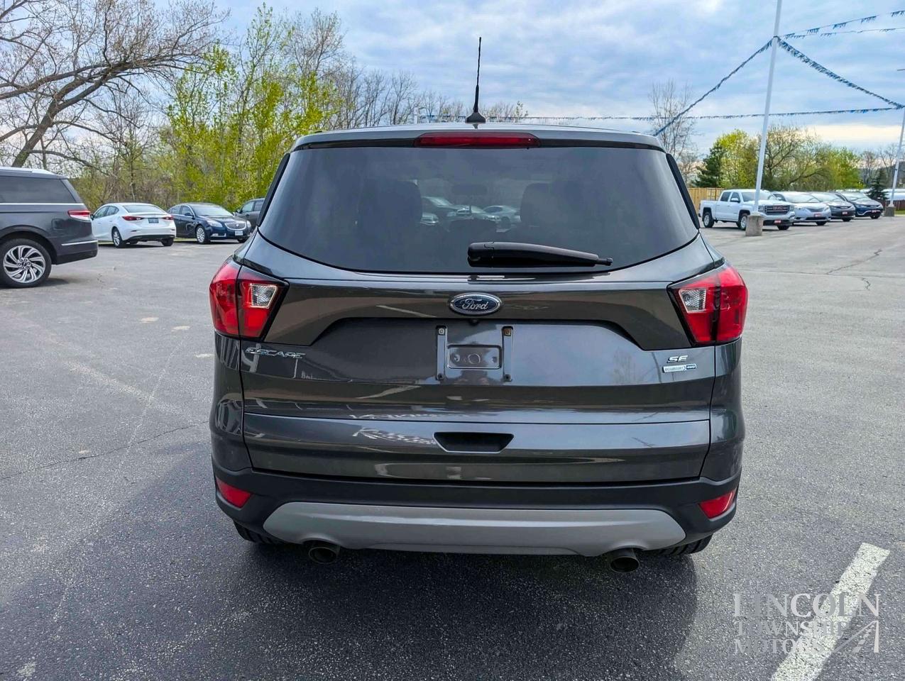 2019 Ford Escape SE - RMT START, CLEAN CARFAX, HEATED SEATS, AWD Photo