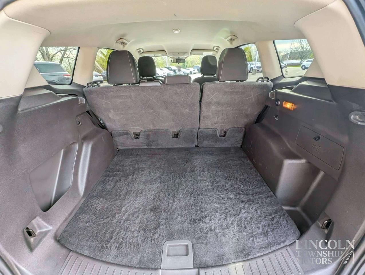 2019 Ford Escape SE - RMT START, CLEAN CARFAX, HEATED SEATS, AWD Photo