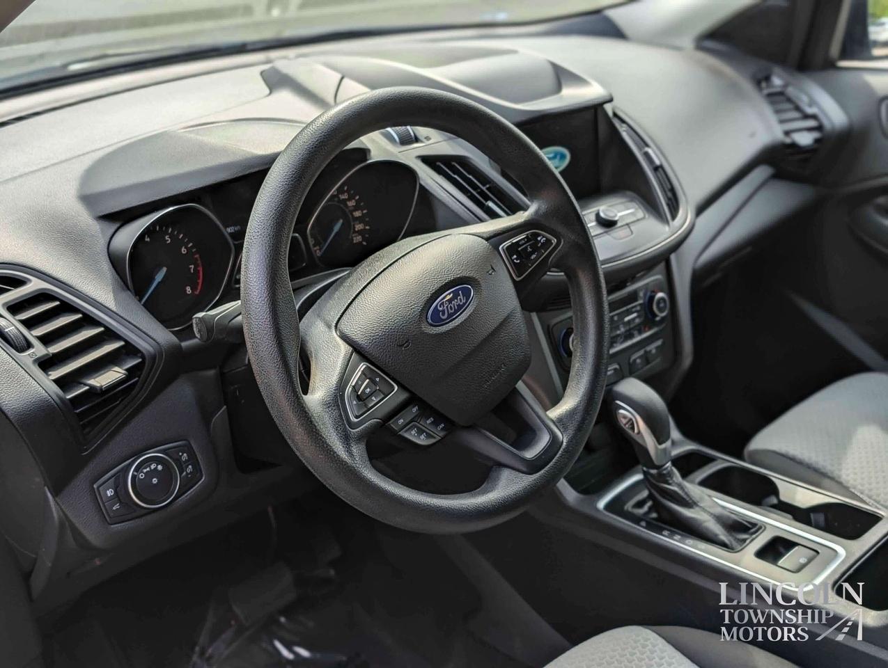 2019 Ford Escape SE - RMT START, CLEAN CARFAX, HEATED SEATS, AWD Photo