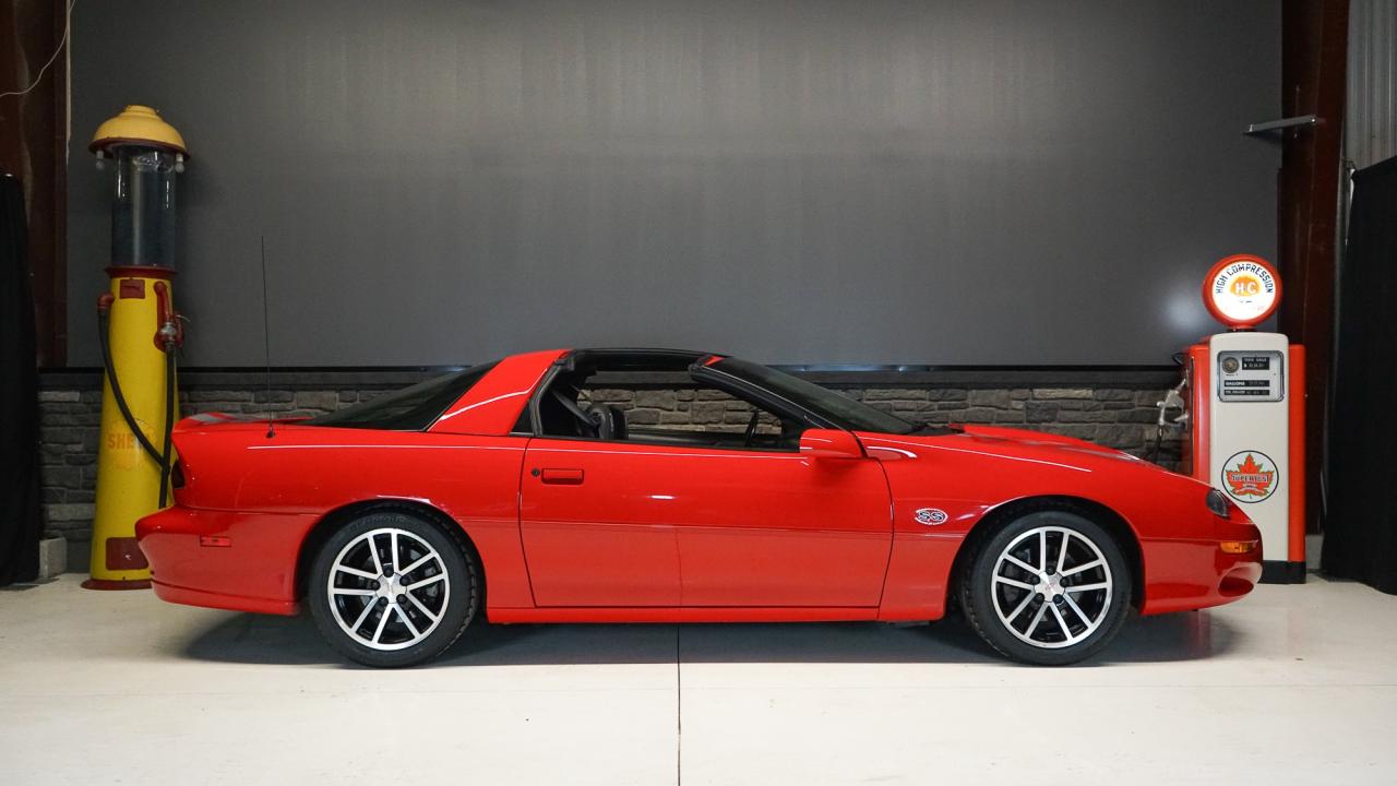 2002 Chevrolet Camaro 2dr Cpe Z28 Photo