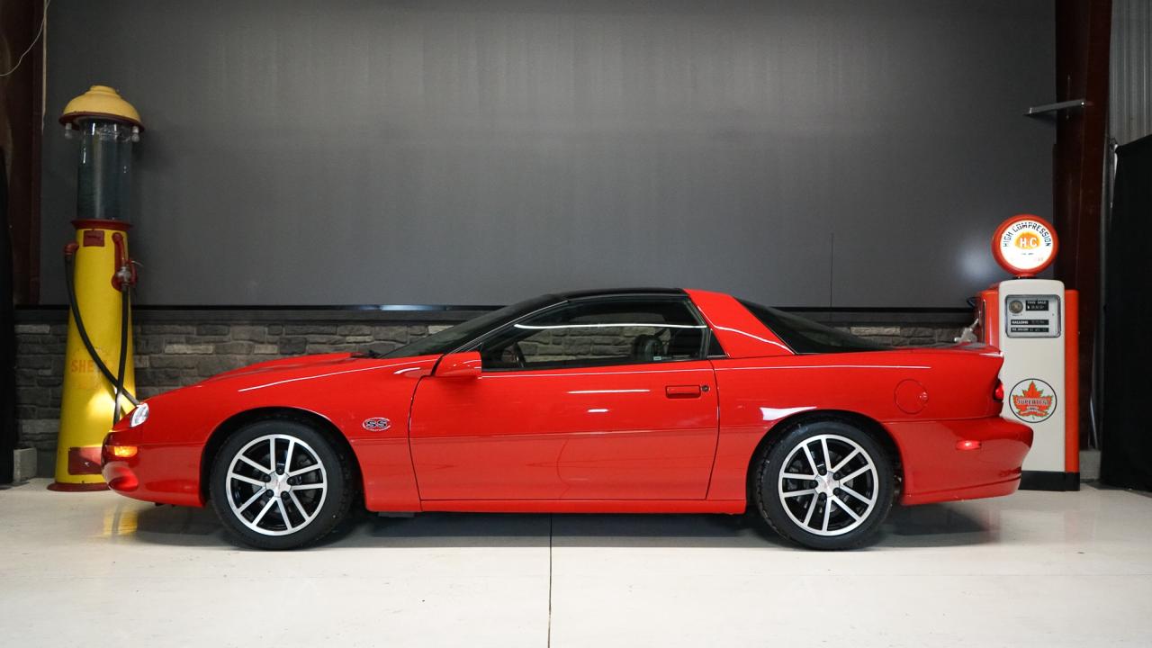 2002 Chevrolet Camaro 2dr Cpe Z28 Photo