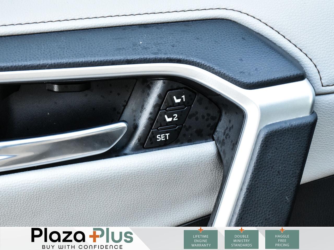 2019 Toyota RAV4 Hybrid Limited Photo