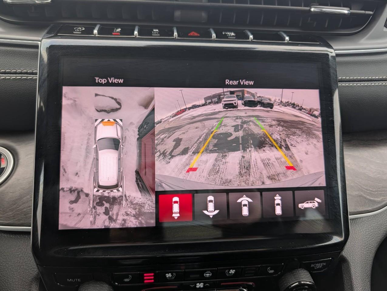 2025 Jeep Grand Cherokee Limited LOW KM/ ONE OWNER Photo