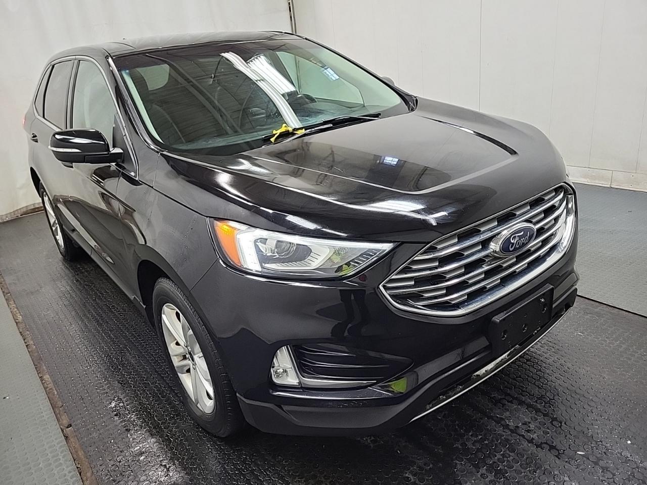 2019 Ford Edge SEL l AWD l 2.0L l 4Cyl l ACC l LDW l BSM Photo