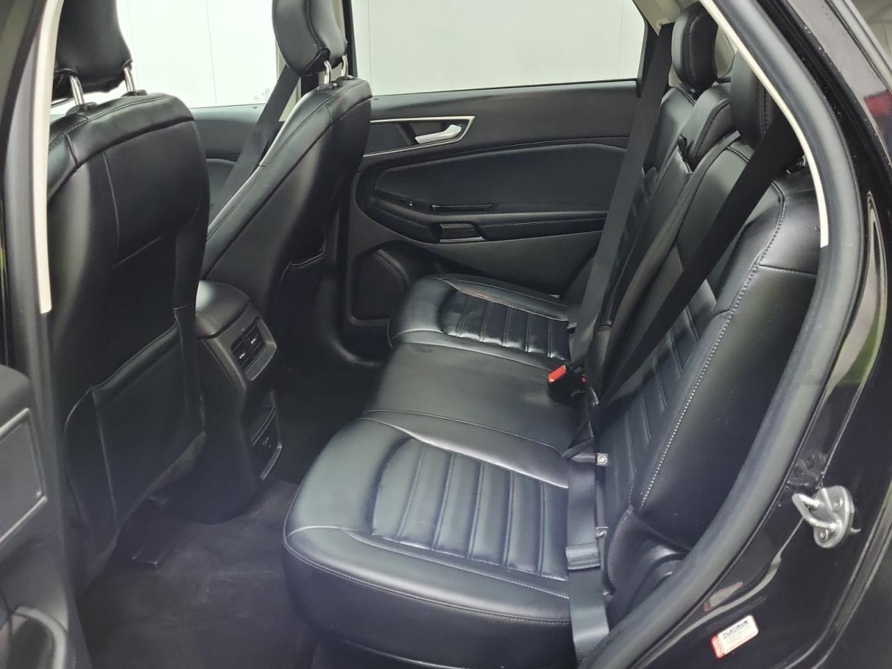 2019 Ford Edge SEL l AWD l 2.0L l 4Cyl l ACC l LDW l BSM Photo