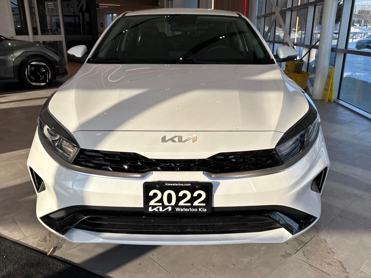 2022 Kia Forte EX IVT Photo