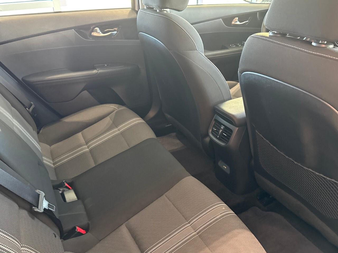 2022 Kia Forte EX IVT Photo