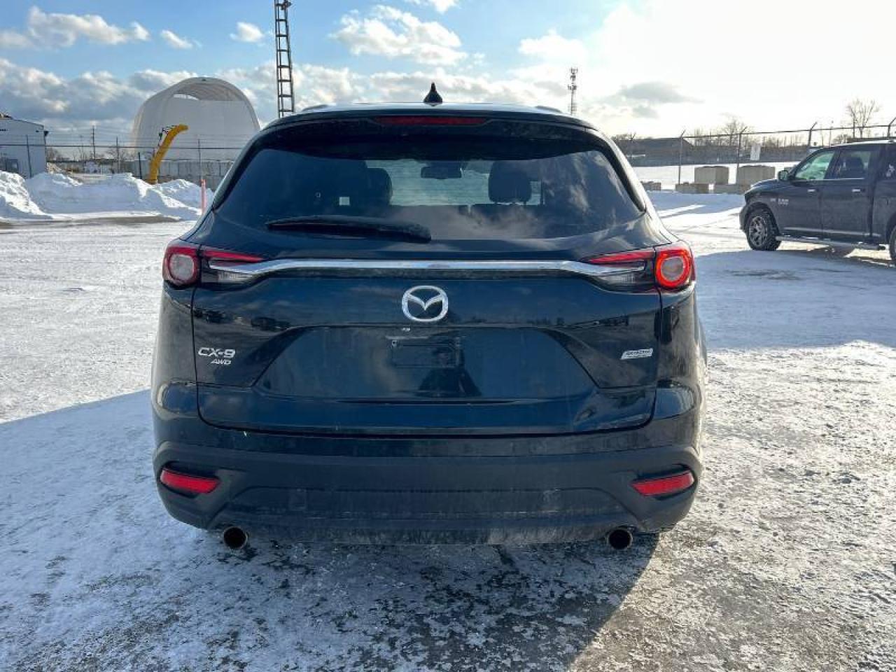 2018 Mazda CX-9 GSL l AWD  l CX-9 l 2.5L l 7 Passenger   Leather Photo