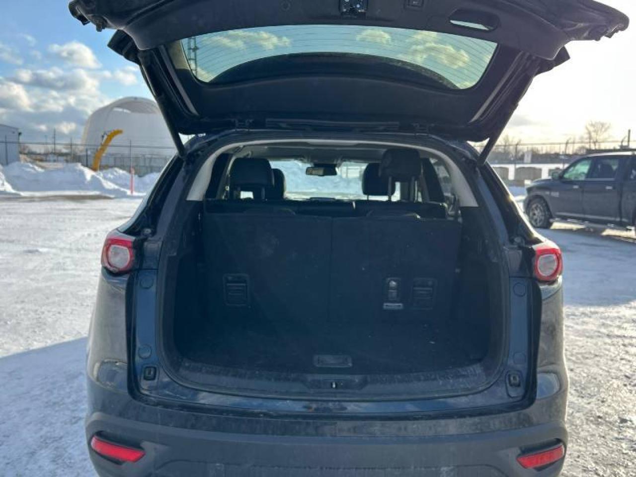 2018 Mazda CX-9 GSL l AWD  l CX-9 l 2.5L l 7 Passenger   Leather Photo