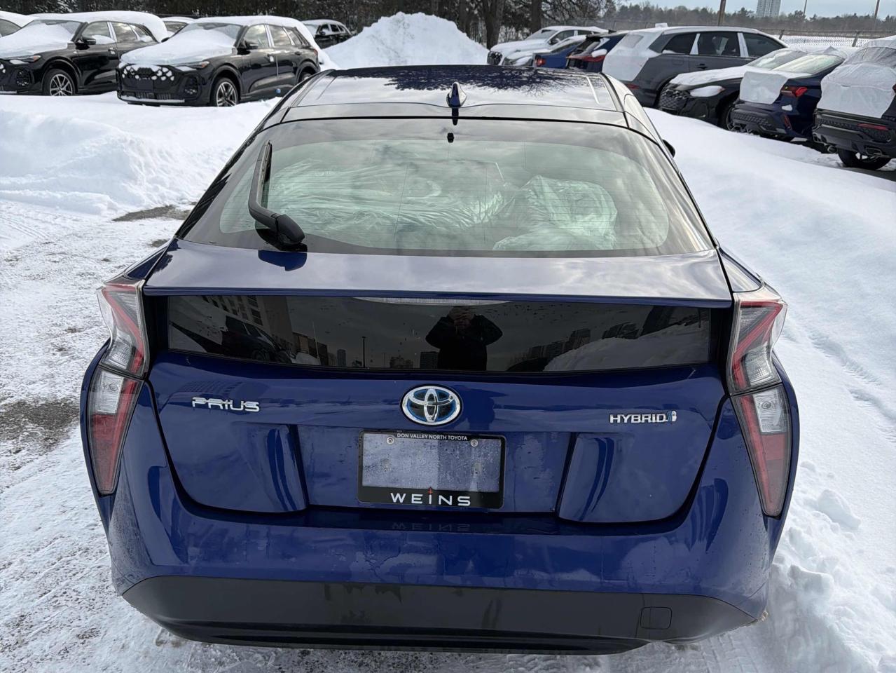 2017 Toyota Prius No Accidents l Hybrid l FWD l 1.8L l Like New Photo