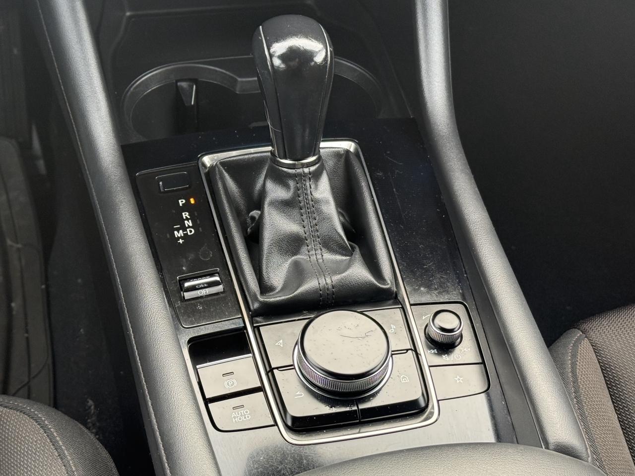 2020 Mazda Mazda3 Sport No Accidents l One Owner l GS l FWD l Auto l Photo