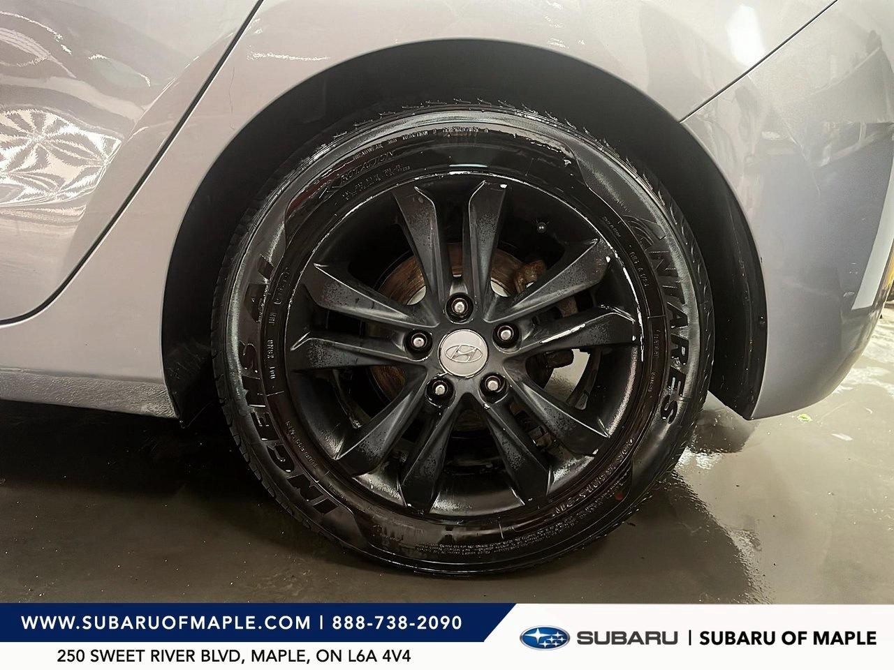 2013 Hyundai Elantra GT 5dr HB Auto GLS Photo