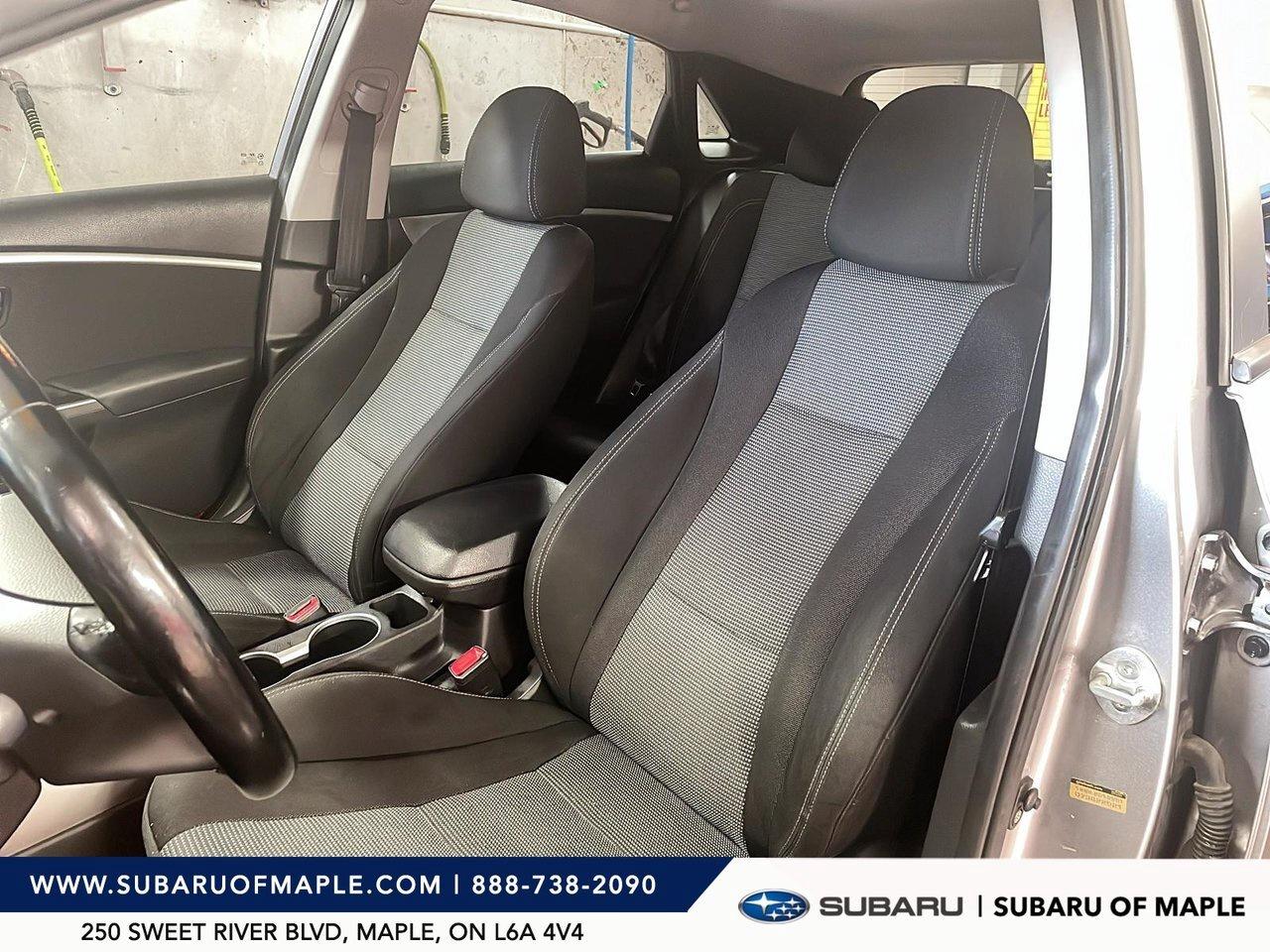 2013 Hyundai Elantra GT 5dr HB Auto GLS Photo