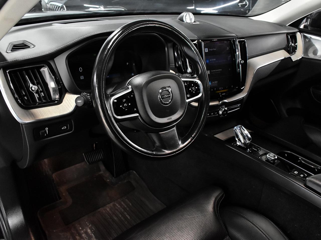 2022 Volvo XC60 B6 AWD Inscription NOAccidents  Navi   Panoramic Photo