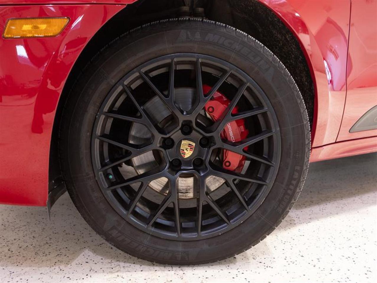 2017 Porsche Macan GTS Photo