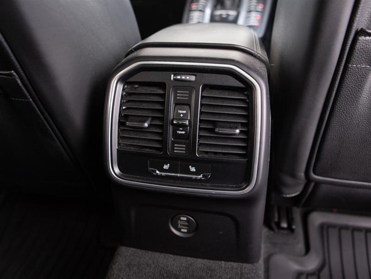 2017 Porsche Macan GTS Photo