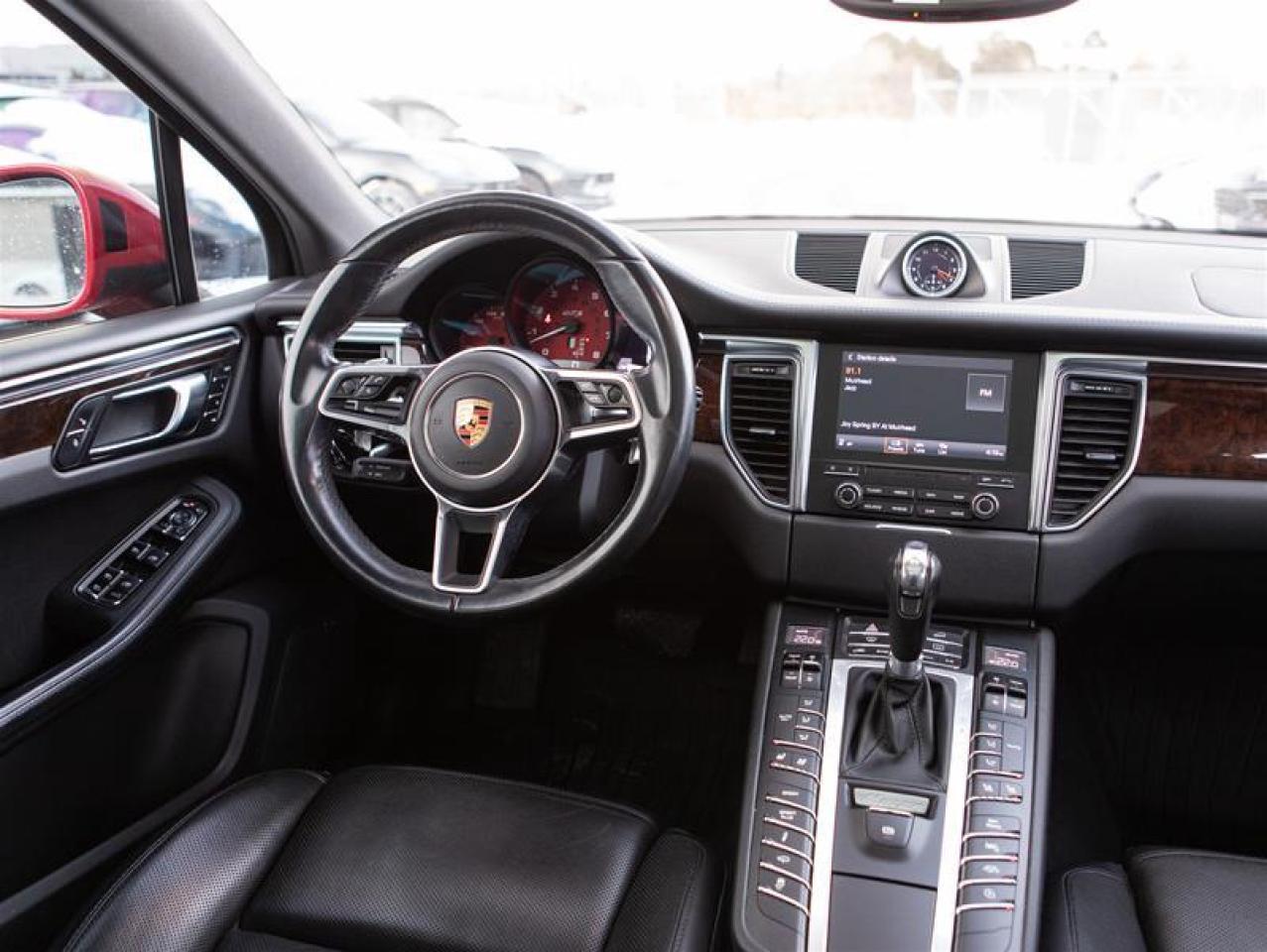 2017 Porsche Macan GTS Photo