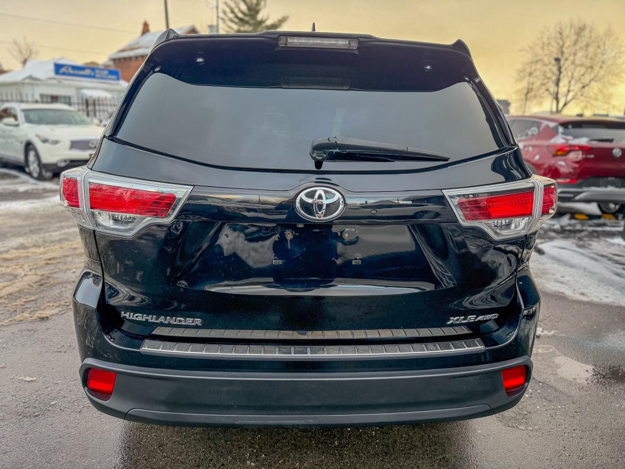 2016 Toyota Highlander XLE/AWD/NAVI/CAMERA/REMOTE/8 PASS/LOW KM/3.5L Photo3