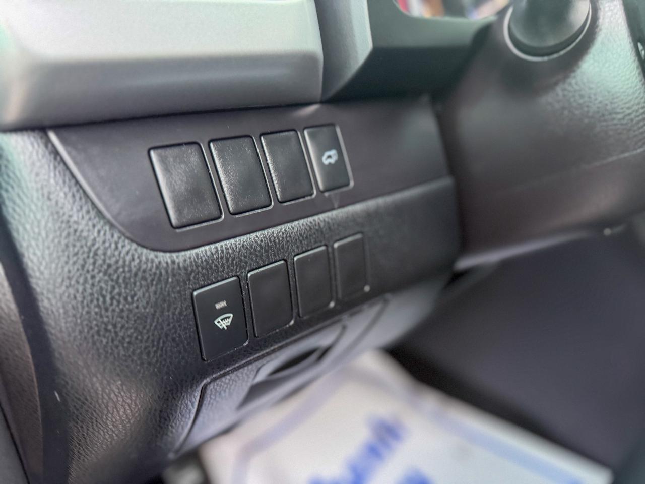 2016 Toyota Highlander XLE/AWD/NAVI/CAMERA/REMOTE/8 PASS/LOW KM/3.5L Photo