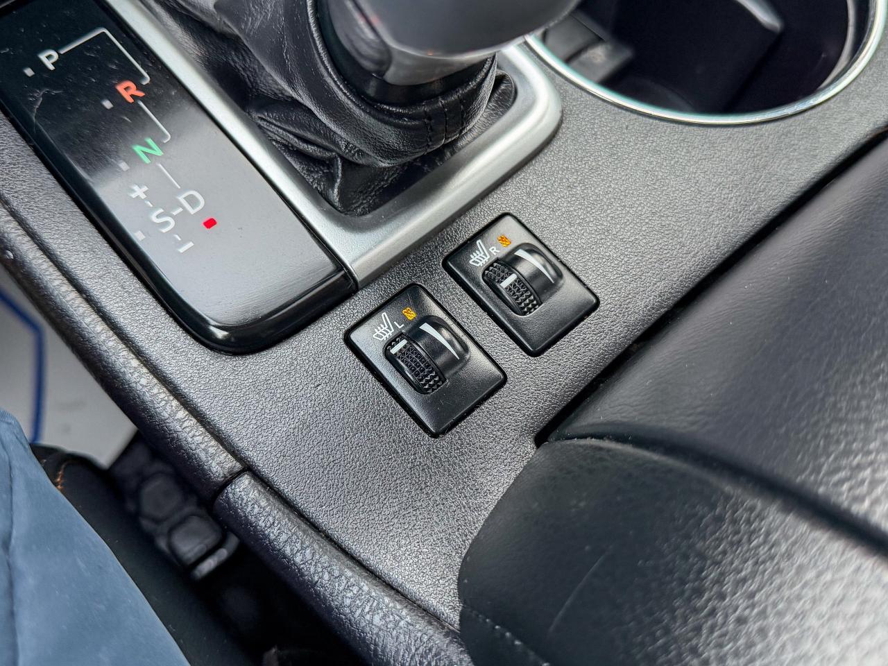 2016 Toyota Highlander XLE/AWD/NAVI/CAMERA/REMOTE/8 PASS/LOW KM/3.5L Photo