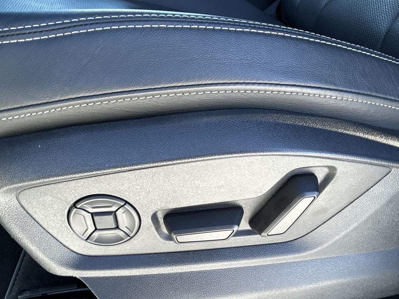 2023 Audi Q8 55 3.0T Technik   5.49% up to 48m Photo