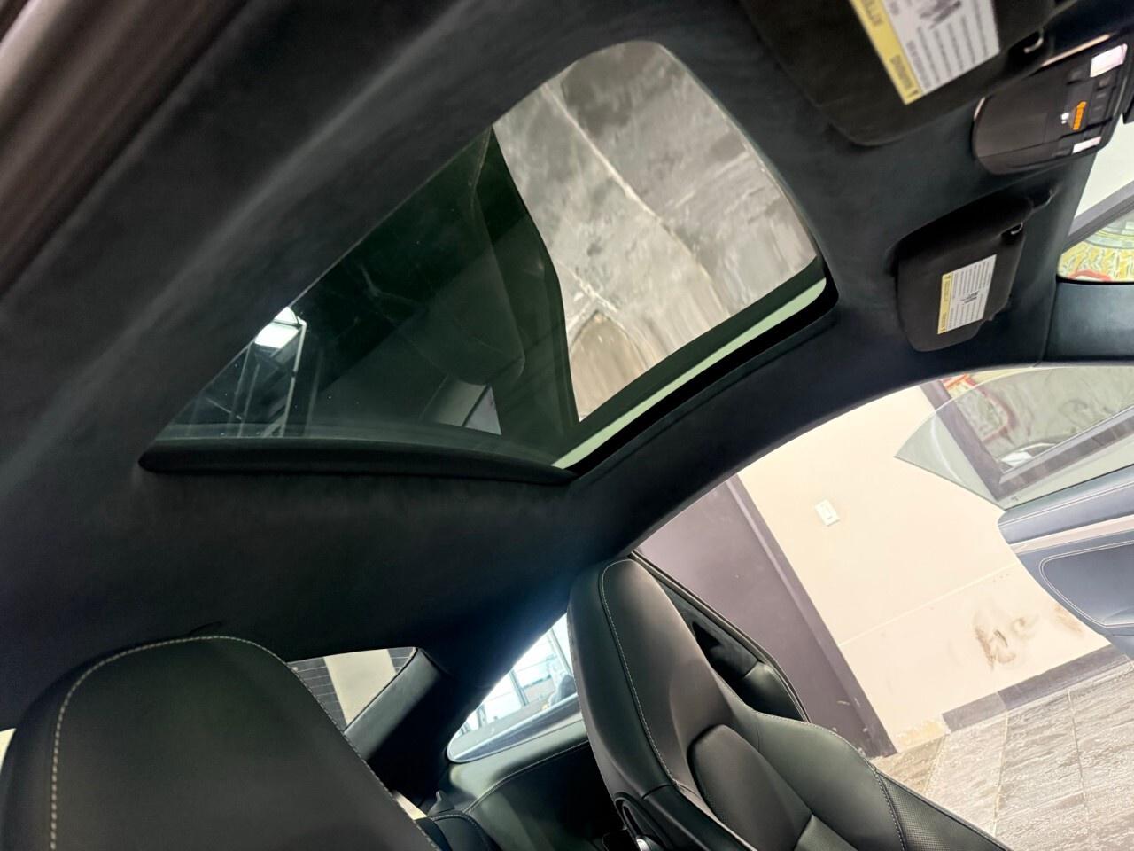 2019 Porsche 911 Turbo Coupe 2019 Porsche 911 turbo coupe 18,000 km Photo