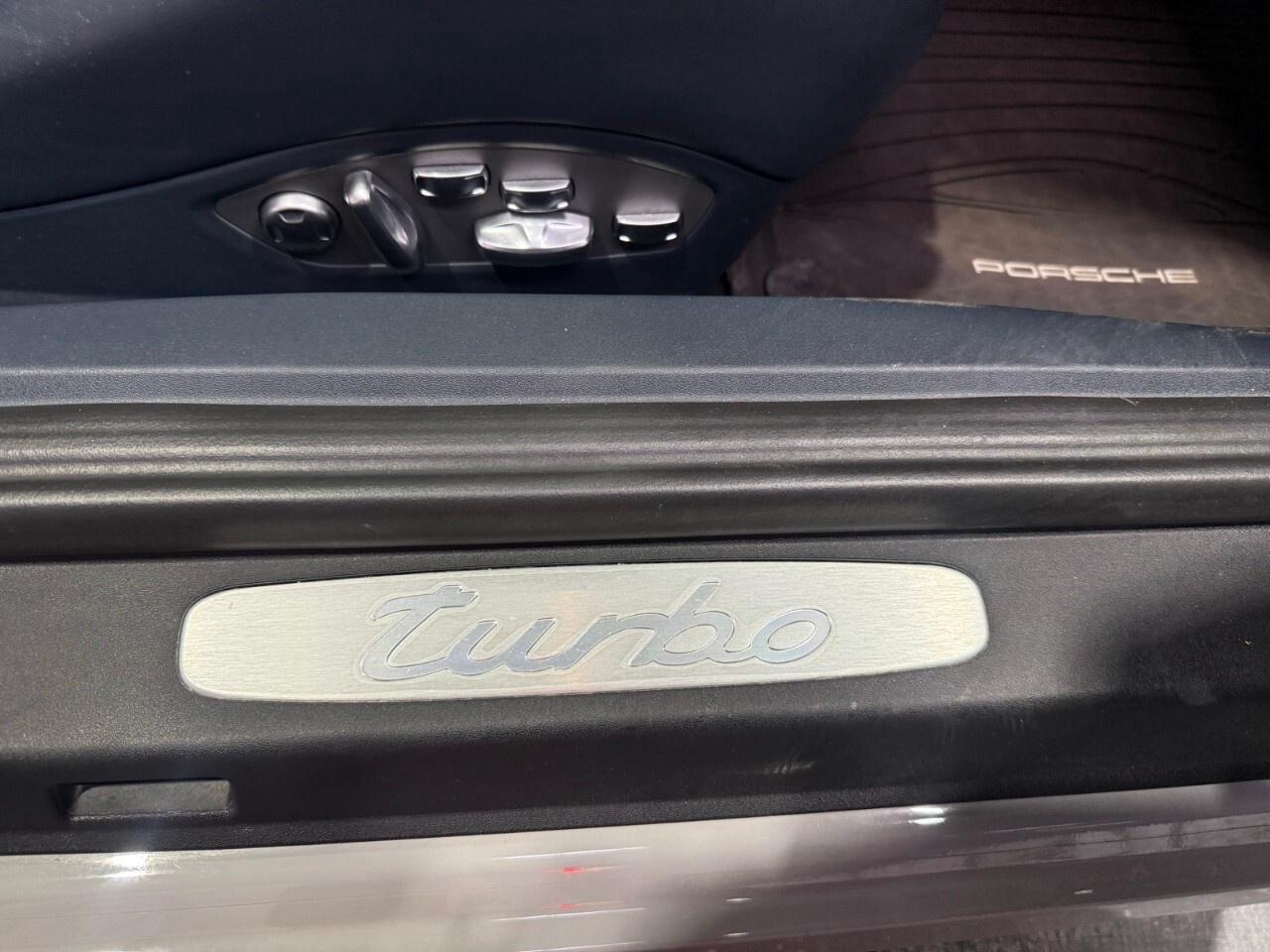 2019 Porsche 911 Turbo Coupe 2019 Porsche 911 turbo coupe 18,000 km Photo