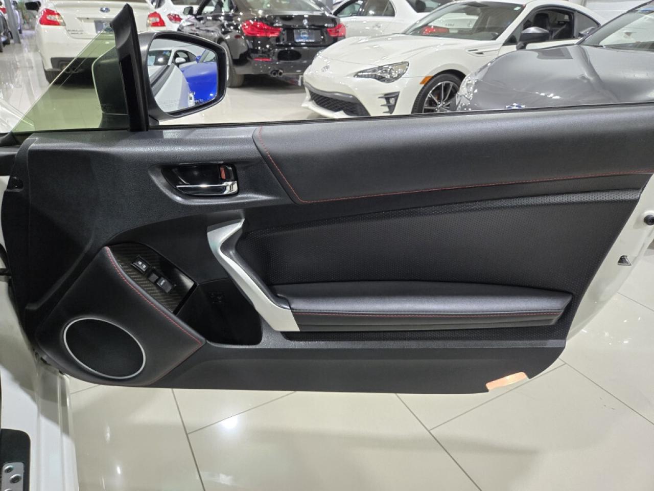 2017 Subaru BRZ Automatic Sport-tech backup Camera Bluetooth fogli Photo