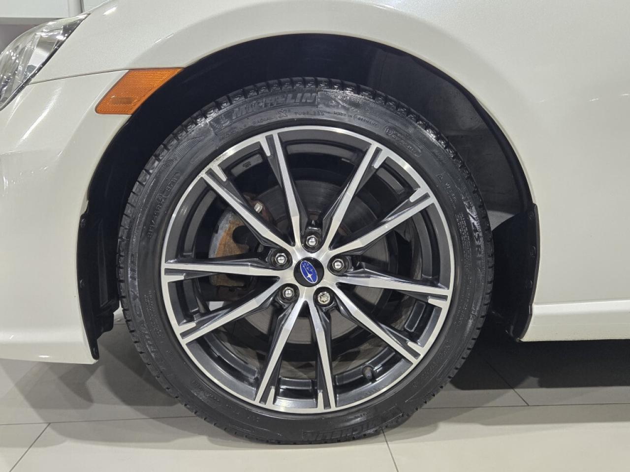 2017 Subaru BRZ Automatic Sport-tech backup Camera Bluetooth fogli Photo