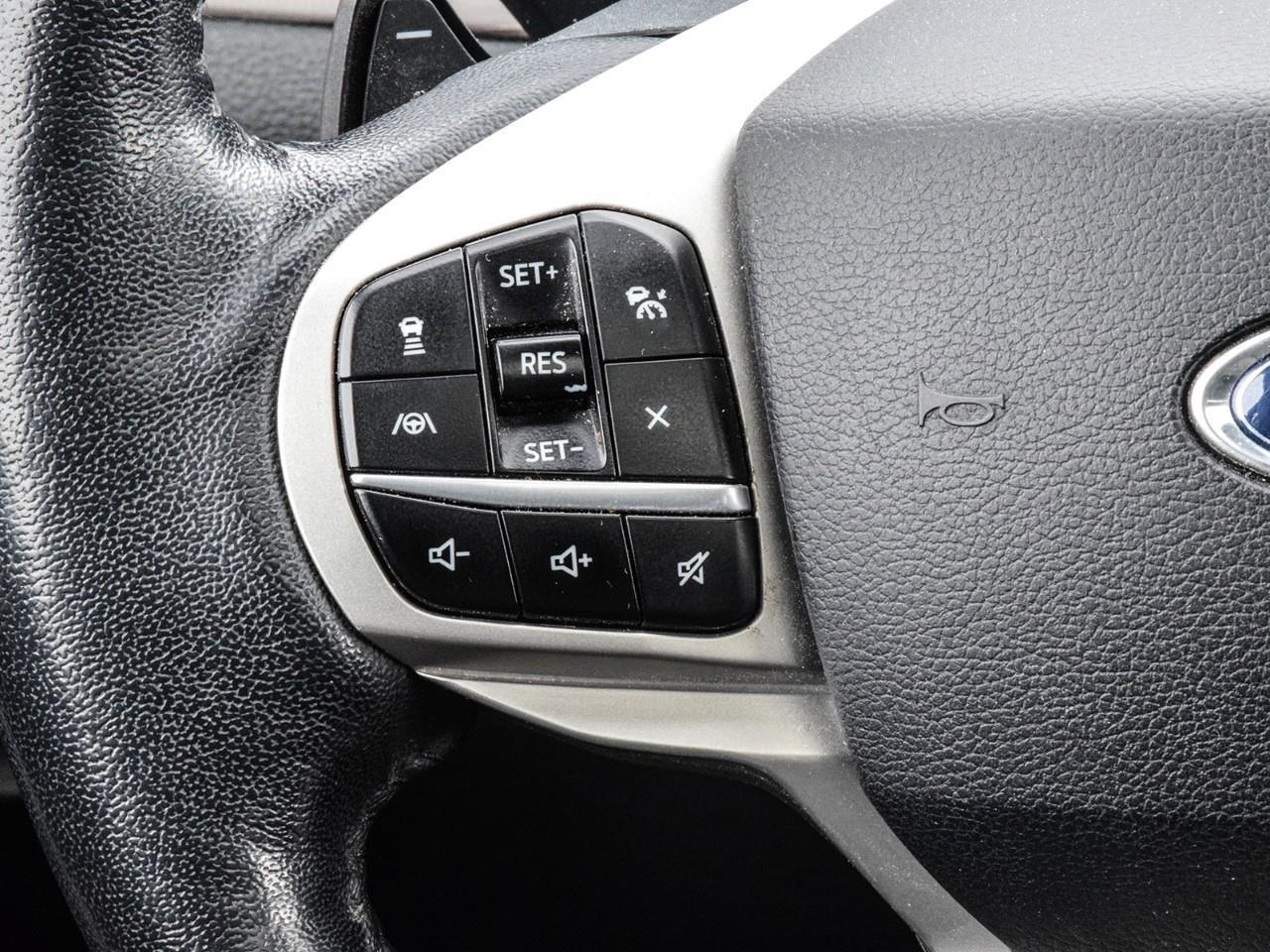 2020 Ford Explorer Limited Twin Panel Moonroof   Class III Tow Photo